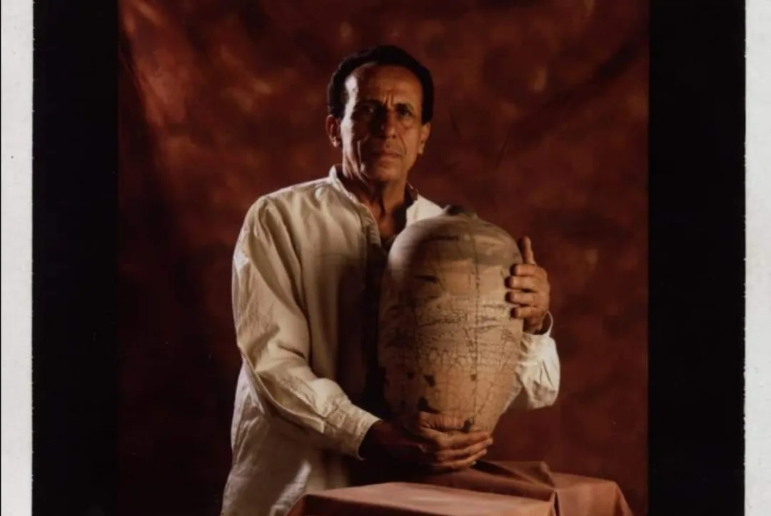 الراحل نبيل درويش.. أرشيف باب مصر