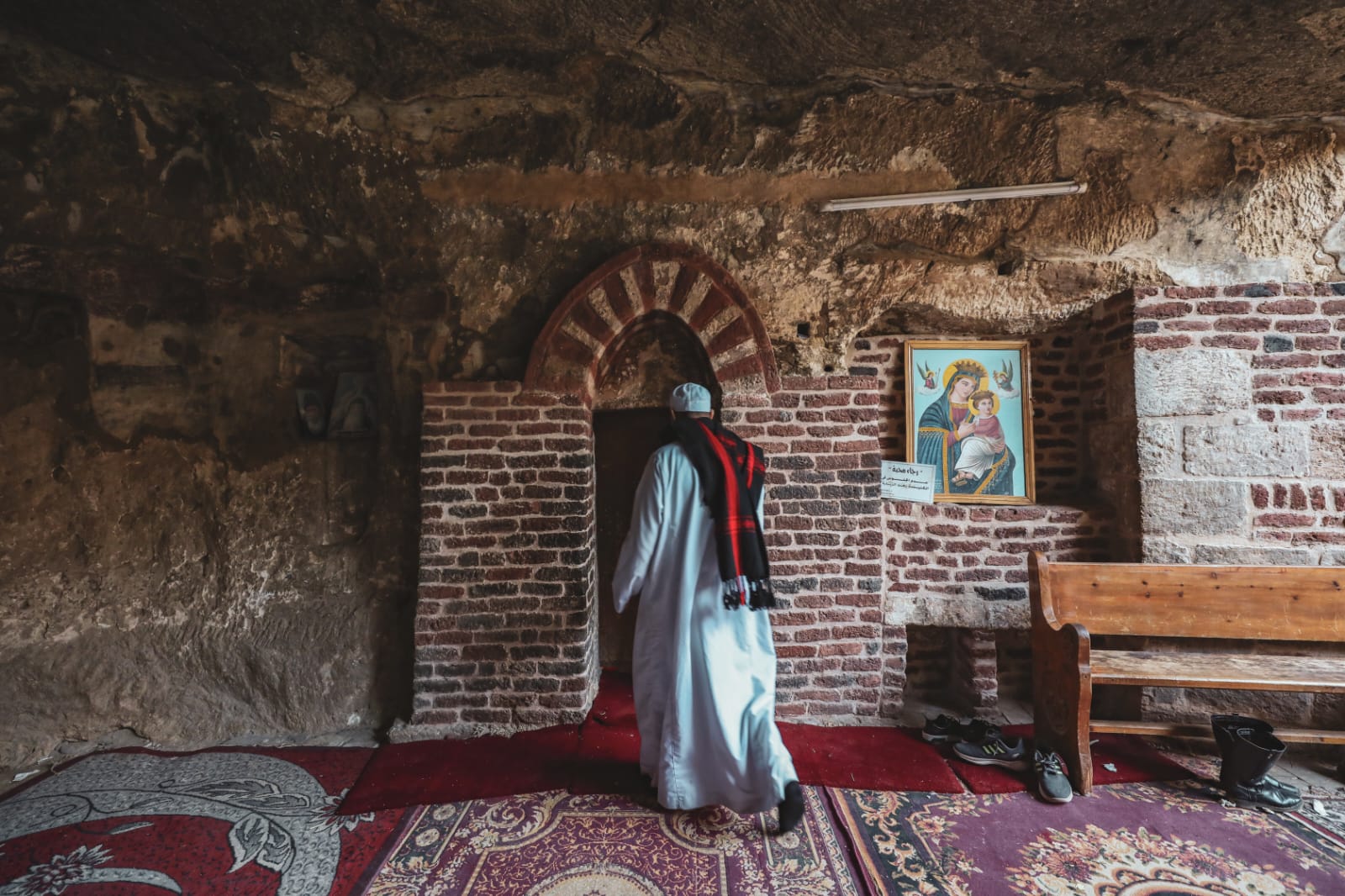 كنيسة العذراء مريم بدير الجنادلة تصوير أحمد مصطفى