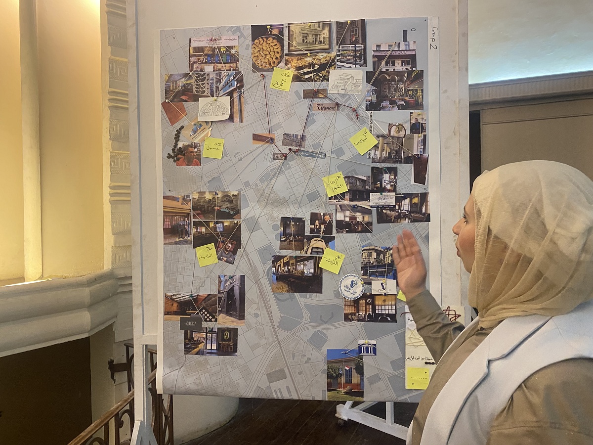 خرائط عن الإسكندرية اليونانية.. تصوير: ميرنا جوهر