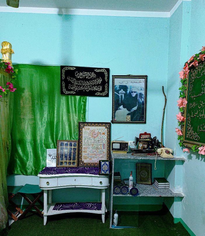 ضريح الحاجة زكية.. الصورة من مسؤول الساحة 