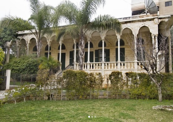 دار سعيد شاهين في لبنان يجمع بين العمارة اللبنانية والزركشية الإيطالية المصدر صفحة بنت الجبل نيوز