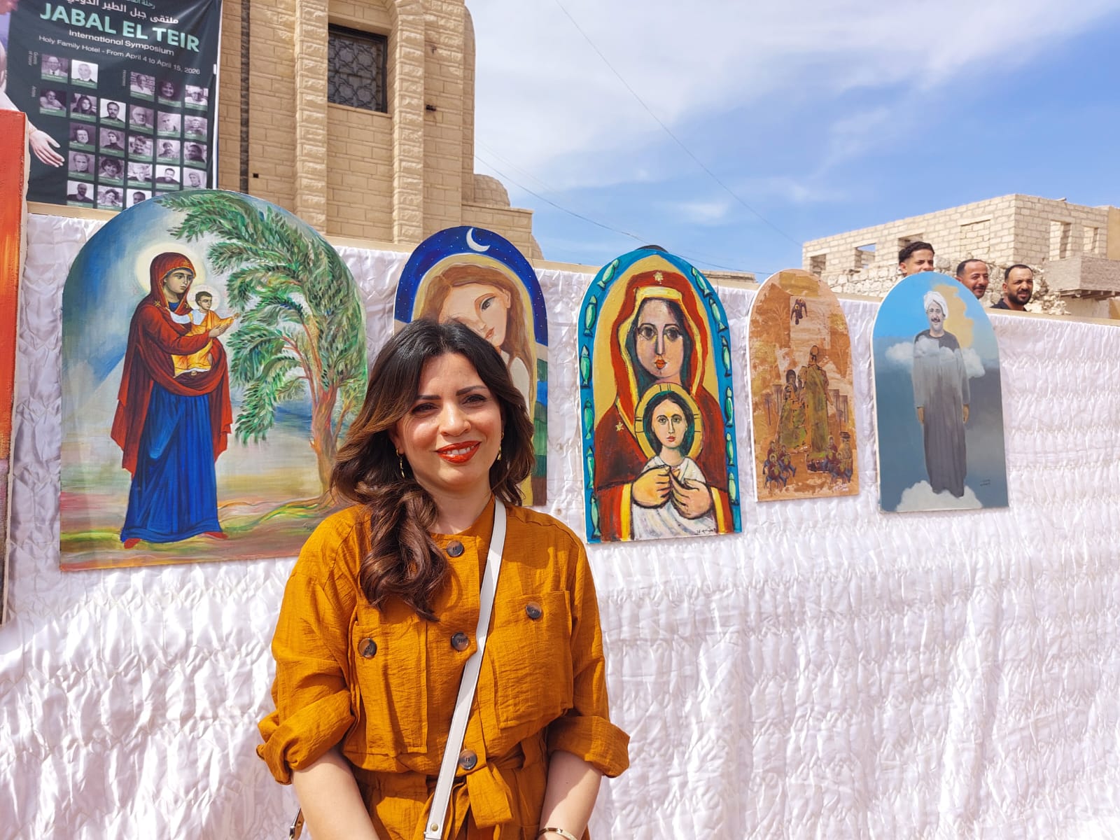 الفنانة مي حشمت ـ ملتقى جبل الطيرـ تصوير أسماء منتصر