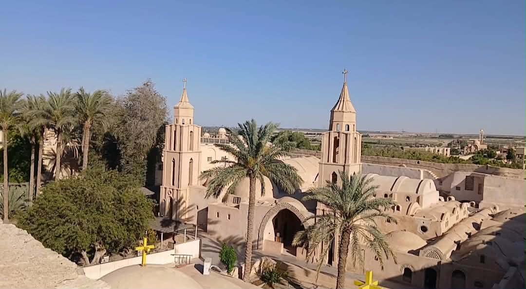 دير الأنبا بيشوي بوادي النطرون.. تصوير: محمود دوير