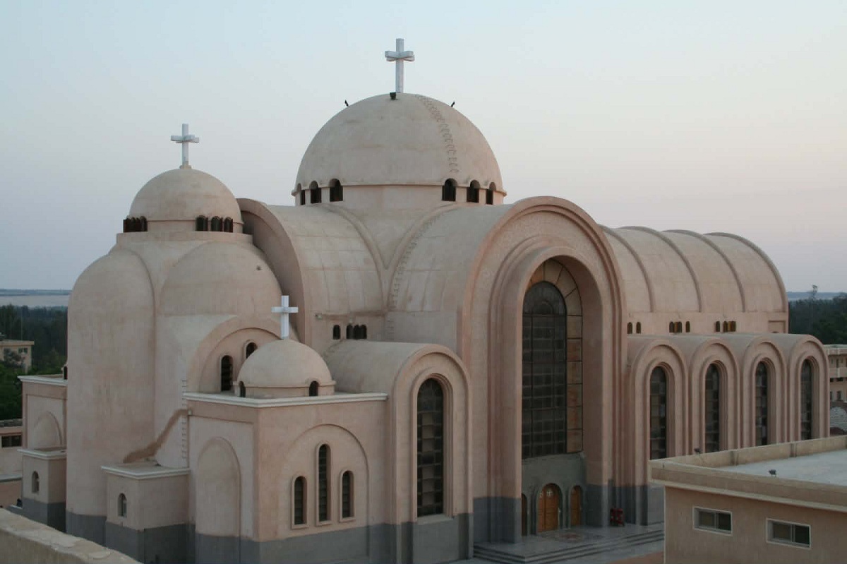 دير الأنبا بيشوي بوادي النطرون.. تصوير: محمود دوير