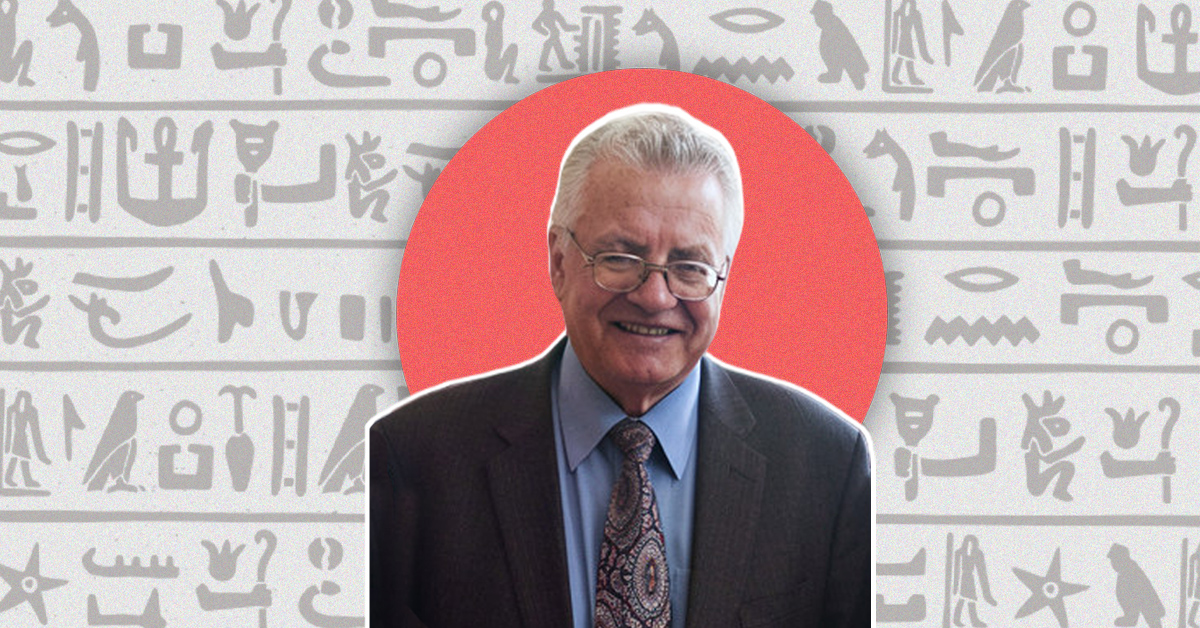 الدكتور حسان عامر، أستاذ الآثار بجامعة القاهرة ومدير حفائر البعثة بالبهنسا